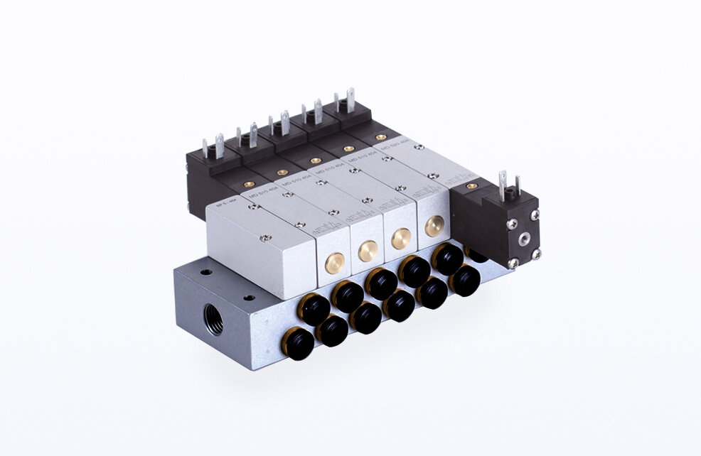 Csatlakozás az alaplapon