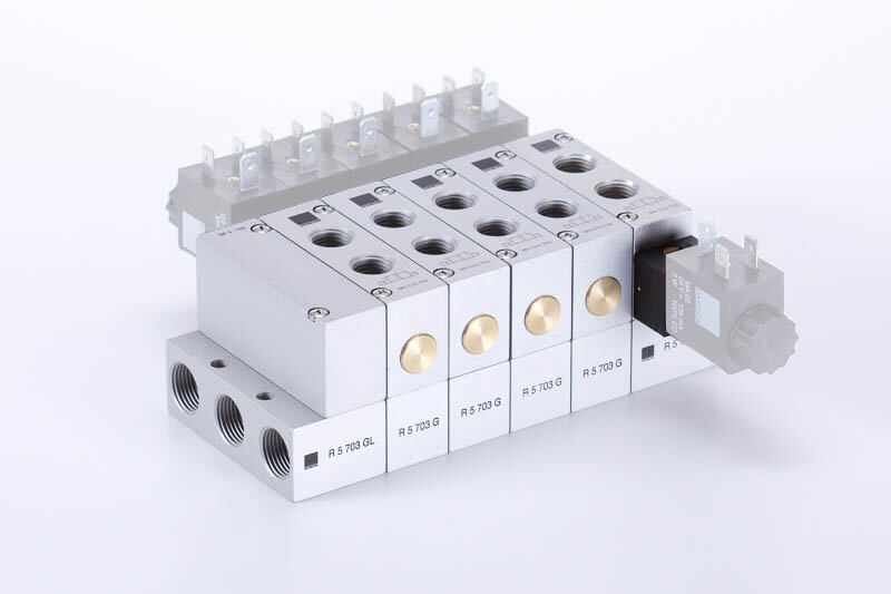 G 1/4“ - 7 mm-es furat méret